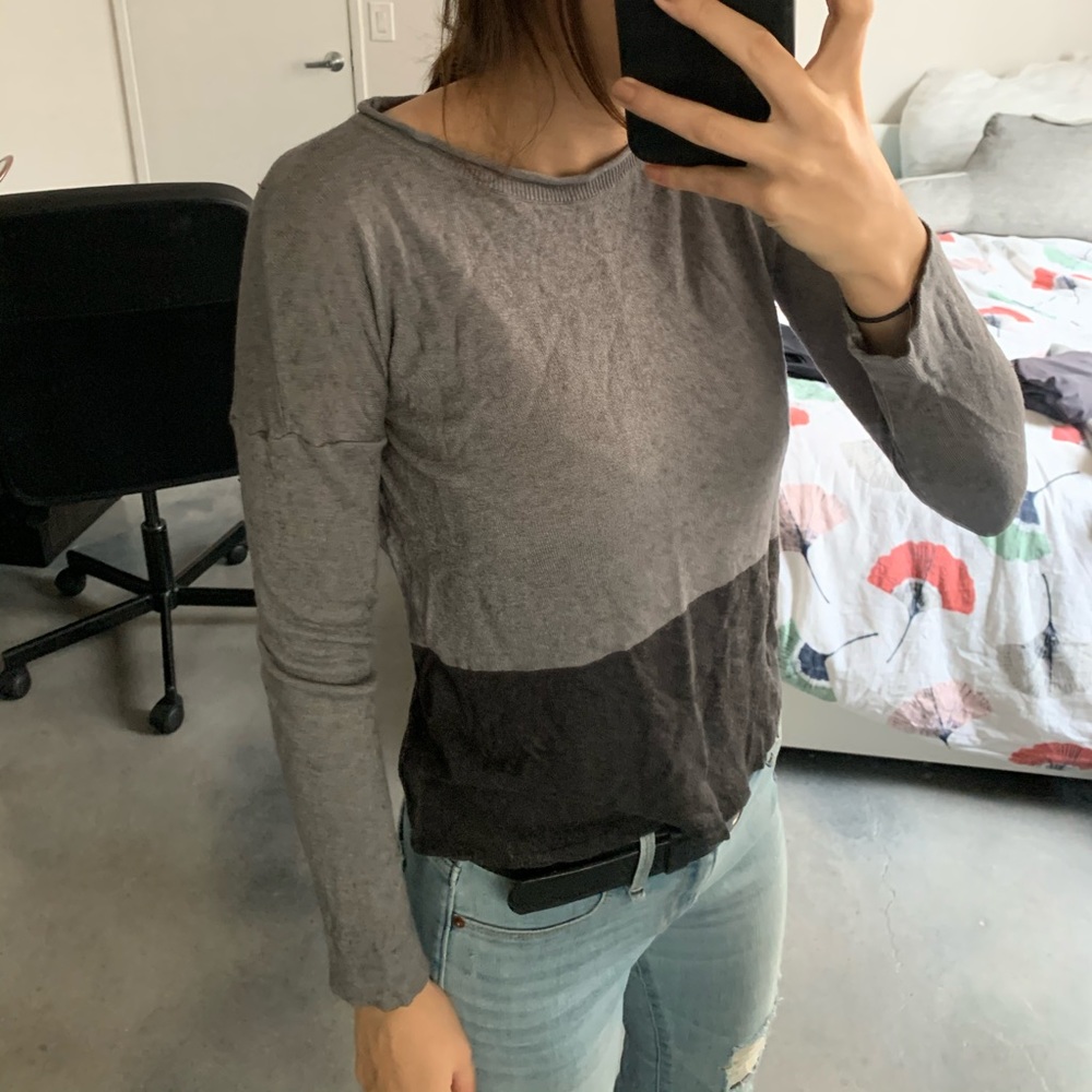Gray Block Sweater - Picture 2 of 4